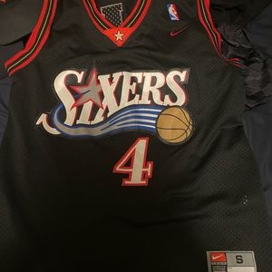 Vintage Philadelphia 76ers Jersey